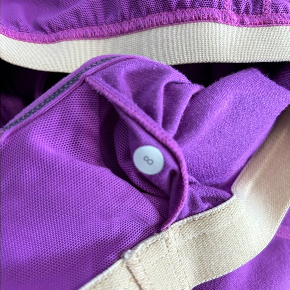 Lululemon tank top with built in bra - Picture 4 of 4